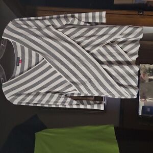 Vince Camuto Asymmetrical Striped V-Neck T-shirt